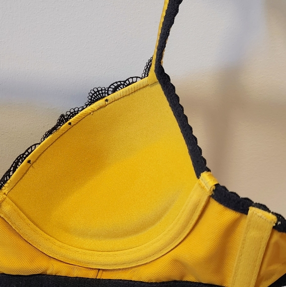 Elle Macpherson Casablanca Silk Push-up Bra - Picture 5 of 8